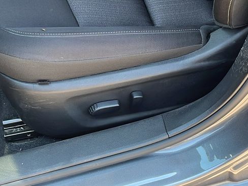 Used 2023 Nissan Altima 2.5 SV FWD image 11