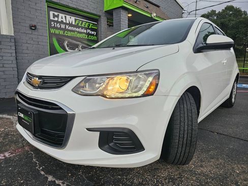 Used 2017 Chevrolet Sonic LT FWD image 52