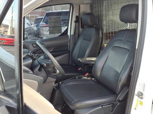 Certified 2020 Ford Transit Connect XL image 3