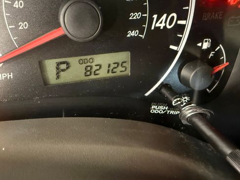 Used 2010 Toyota Corolla LE image 45