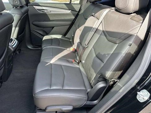 Certified 2024 Cadillac XT6 Luxury AWD/4WD image 11