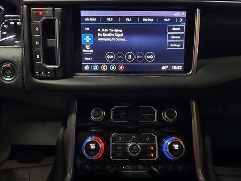 Used 2021 GMC Yukon Denali w/ Denali Premium Package AWD/4WD image 12