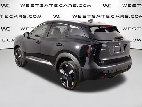 Used 2025 Nissan Kicks SR FWD image 41