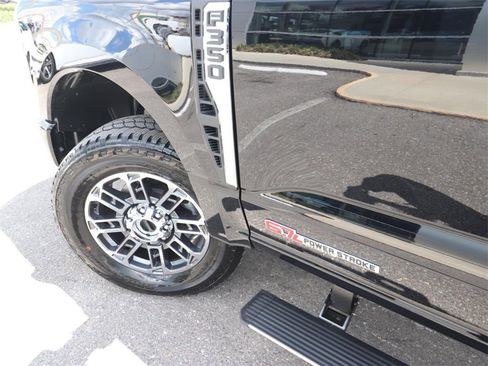 New 2025 Ford F350 Platinum w/ Platinum Plus Package image 4
