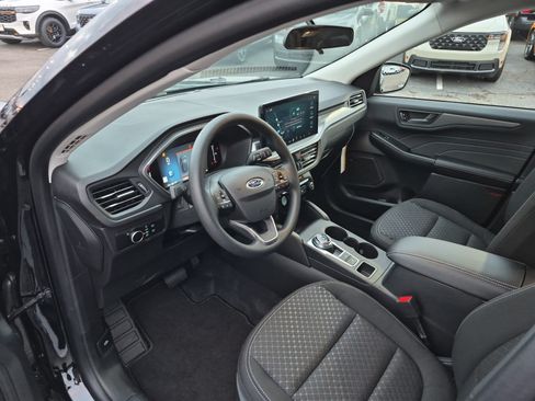 New 2026 Ford Escape Active w/ Tech Pack #1 FWD image 11