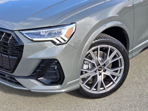 New 2025 Audi Q3 2.0T Premium Plus image 9