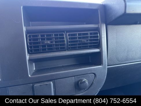 Used 2024 GMC Savana 2500 w/ Driver Convenience Package image 20