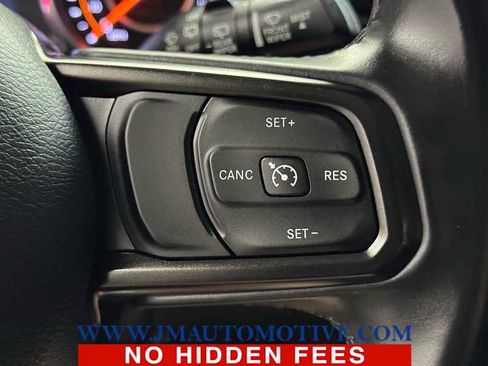 Used 2018 Jeep Wrangler Unlimited Sport S AWD/4WD image 41