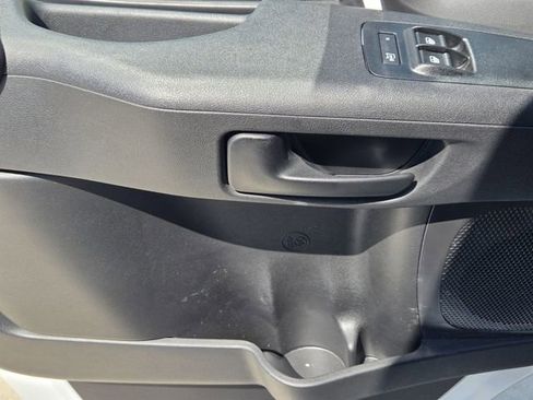Used 2025 RAM ProMaster 2500 FWD image 24