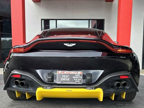 Used 2020 Aston Martin V8 Vantage Coupe image 8