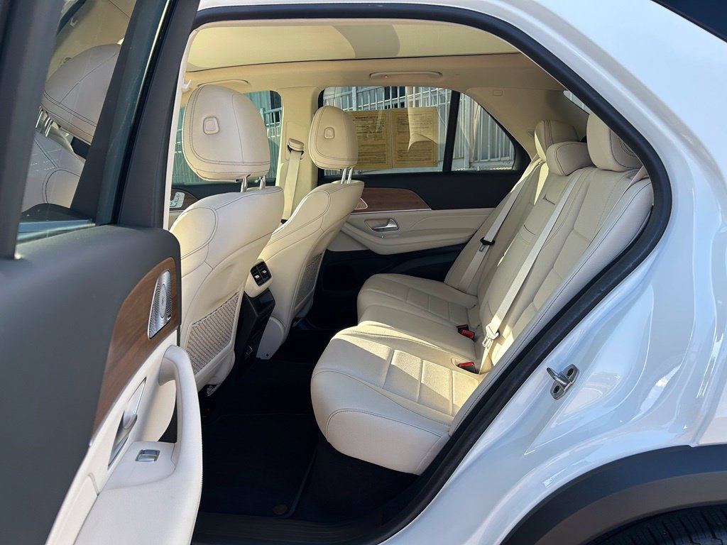 Used 2024 Mercedes-Benz GLE 450 4MATIC image 53