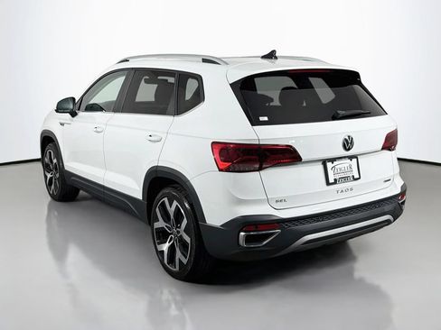 Used 2022 Volkswagen Taos SEL w/ Panoramic Sunroof Package AWD/4WD image 7