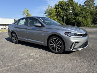 New 2025 Volkswagen Jetta SE