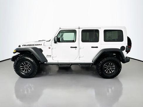 Used 2025 Jeep Wrangler Unlimited Rubicon w/ XTREMEE 35" Tire Package AWD/4WD image 4