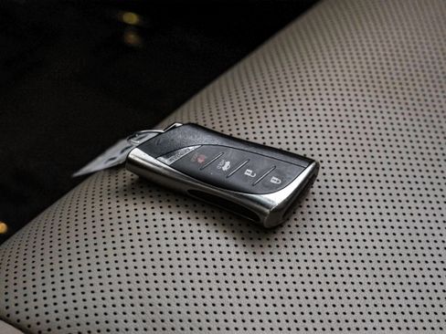 Used 2021 Lexus LS 500 w/ Accessory Package (Z1) image 62