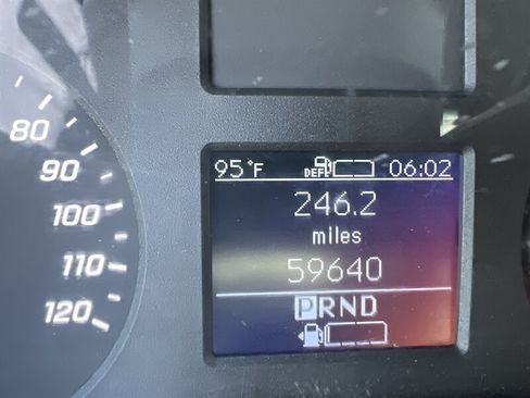 Used 2019 Mercedes-Benz Sprinter 144 image 6