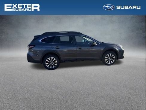 Used 2023 Subaru Outback Limited image 7