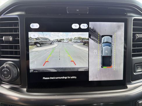 Certified 2025 Ford F150 Lariat w/ Equipment Group 501A Mid image 5