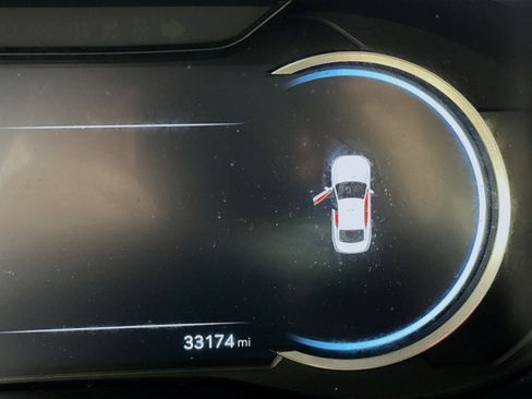 Used 2023 Genesis G70 2.0T w/ Sport Prestige Package image 17