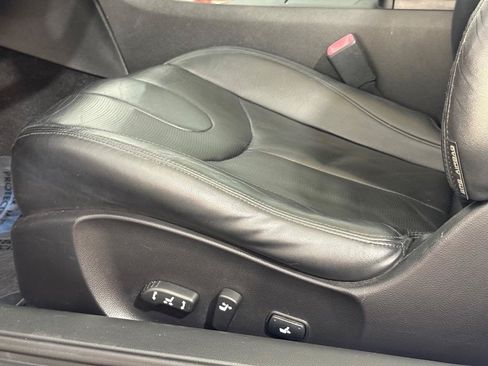Used 2009 INFINITI G37 Convertible w/ Premium Pkg RWD image 25