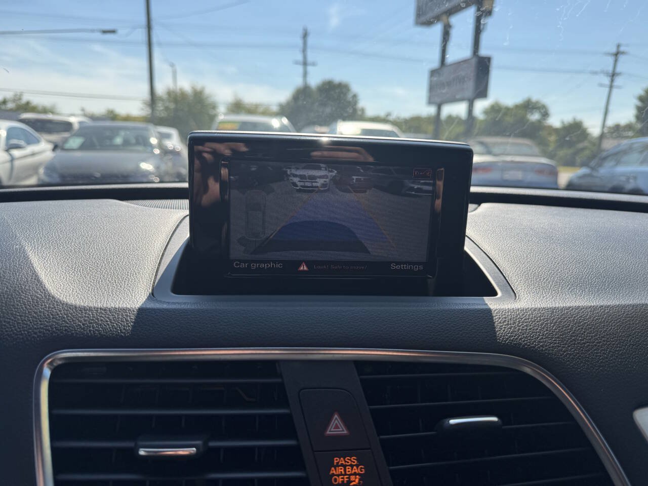 Used 2018 Audi Q3 2.0T Premium FWD image 28