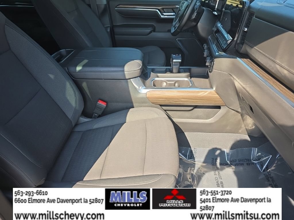 Used 2023 Chevrolet Silverado 1500 RST w/ Redline Edition AWD/4WD image 19