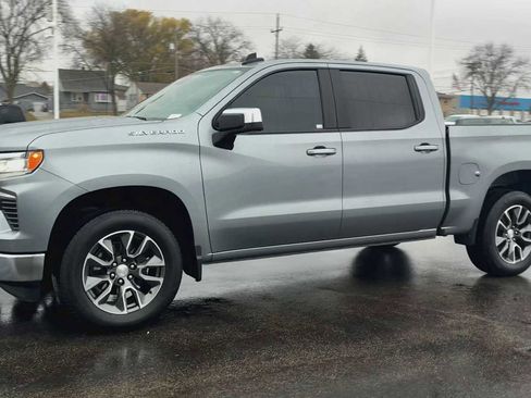 Used 2024 Chevrolet Silverado 1500 LT image 6