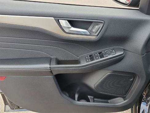 Certified 2022 Ford Escape SEL image 21