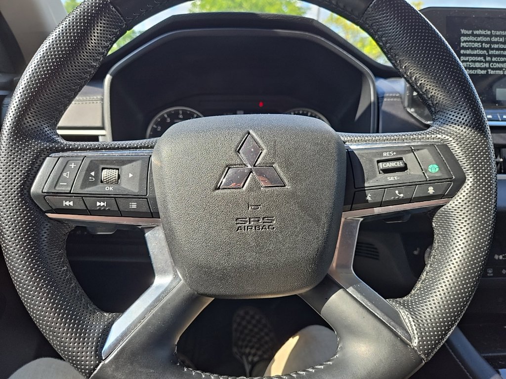 Used 2024 Mitsubishi Outlander SE AWD/4WD image 13