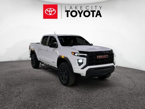 Used 2025 GMC Canyon Elevation image 10