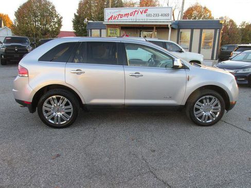 Used 2009 Lincoln MKX 2WD image 4