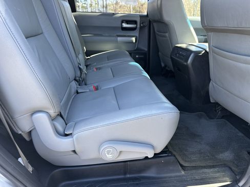 Used 2016 Toyota Sequoia Limited image 17