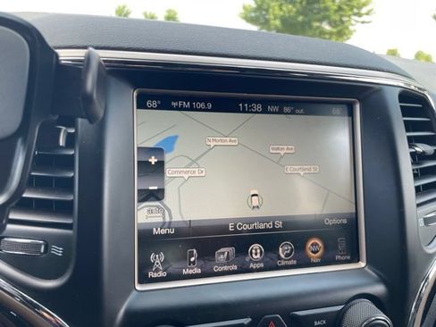Used 2016 Jeep Grand Cherokee Laredo 75th Anniversary AWD/4WD image 8