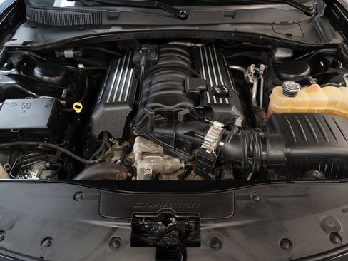 Used 2018 Dodge Charger R/T Scat Pack image 36