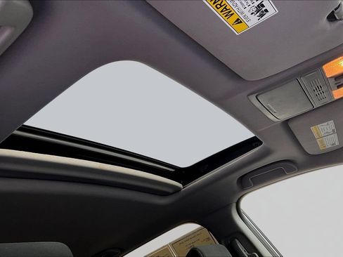 Used 2019 Honda CR-V EX image 29
