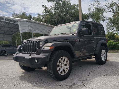 Certified 2023 Jeep Wrangler Sport AWD/4WD image 9