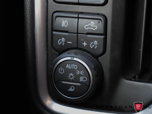 Used 2022 Chevrolet Silverado 3500 LTZ image 34