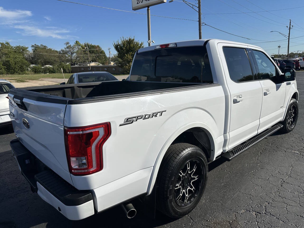 Used 2015 Ford F150 XLT w/ Equipment Group 302A Luxury RWD image 9