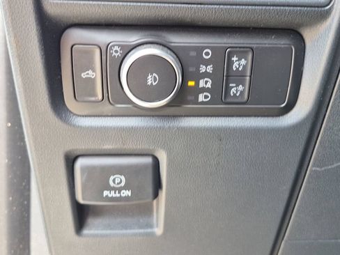 Used 2021 Ford F150 XL w/ STX Appearance Package RWD image 21