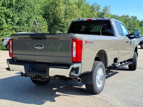 New 2026 Ford F350 XLT w/ FX4 Off-Road Package AWD/4WD image 5