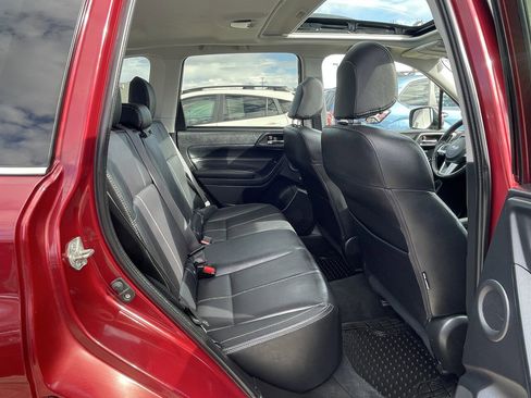 Used 2018 Subaru Forester 2.5i Touring AWD/4WD image 30