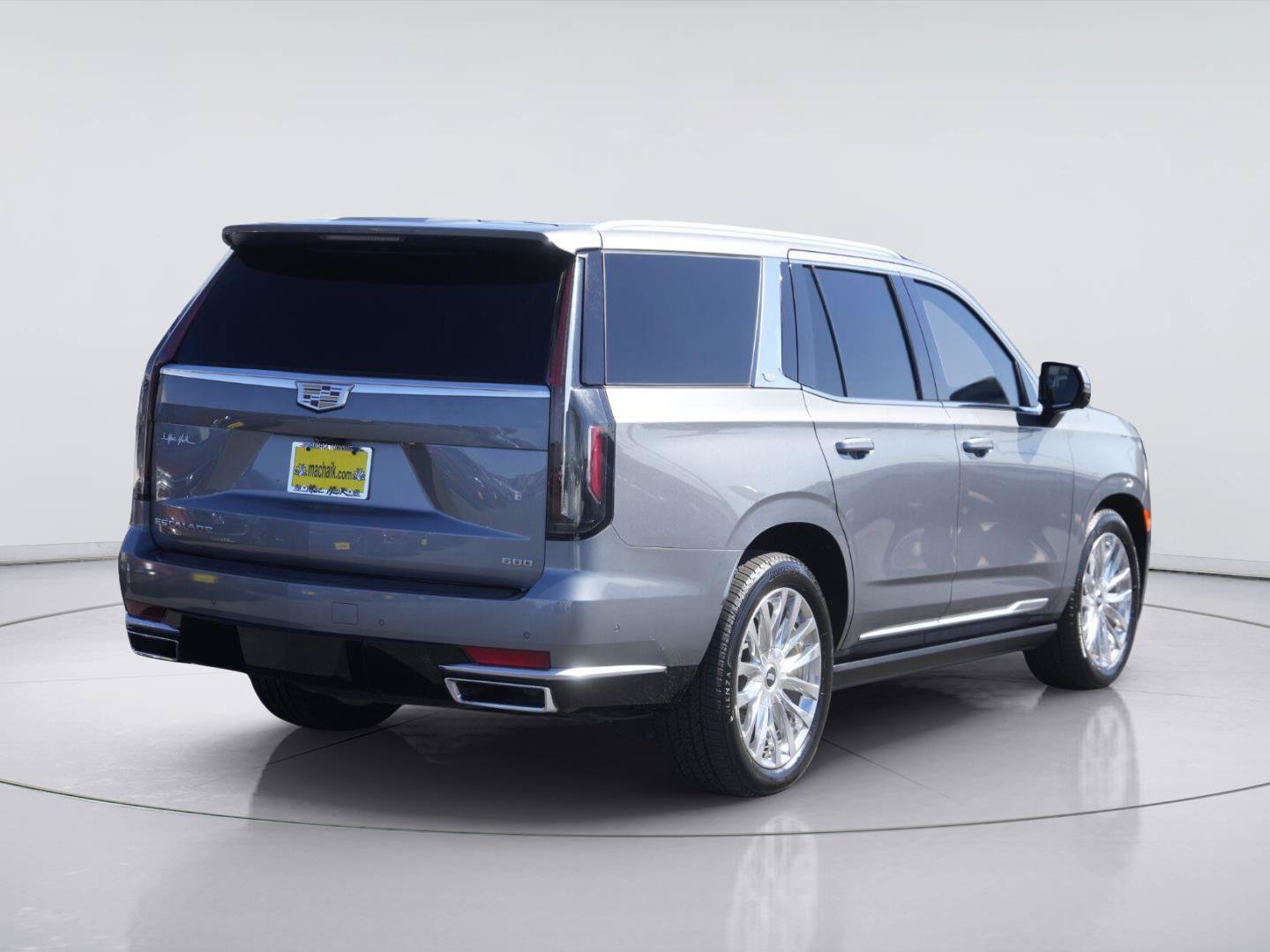 Used 2022 Cadillac Escalade Premium Luxury w/ Performance Package RWD image 6