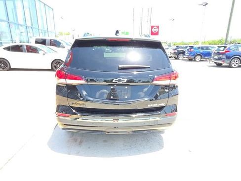 Used 2022 Chevrolet Equinox RS w/ RS Leather Package FWD image 5