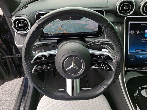 Used 2023 Mercedes-Benz GLC 300 4MATIC image 15