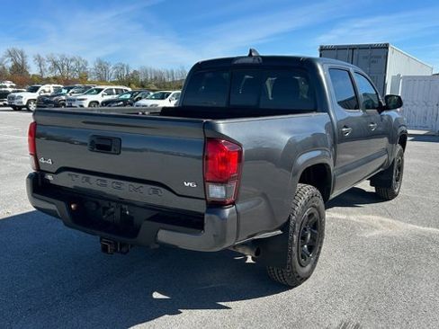 Used 2021 Toyota Tacoma SR image 3