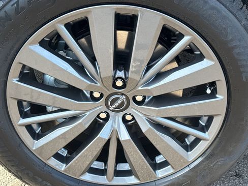 New 2026 Nissan Murano SL image 10