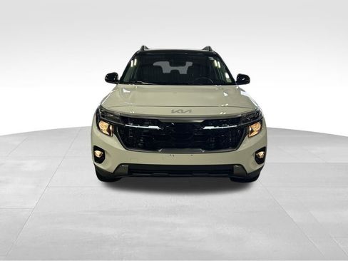Certified 2024 Kia Seltos X-Line image 6