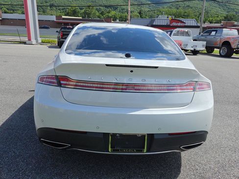 Used 2017 Lincoln MKZ Reserve w/ Luxury Package AWD/4WD image 4