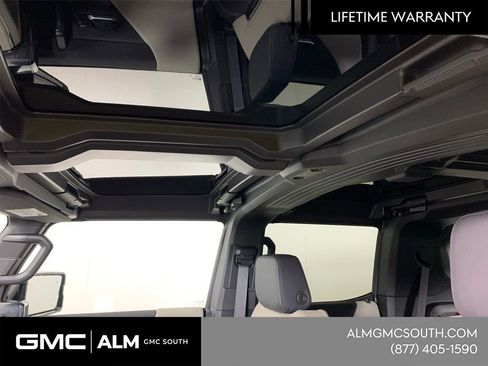 New 2026 GMC Hummer EV SUV AWD/4WD image 18