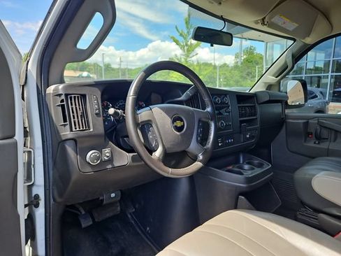 Used 2021 Chevrolet Express 2500 w/ Driver Convenience Package RWD image 16